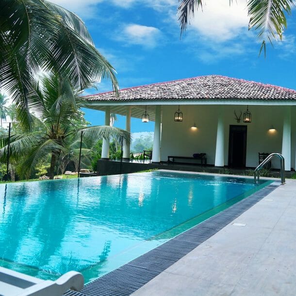 fiberglass pool benefits