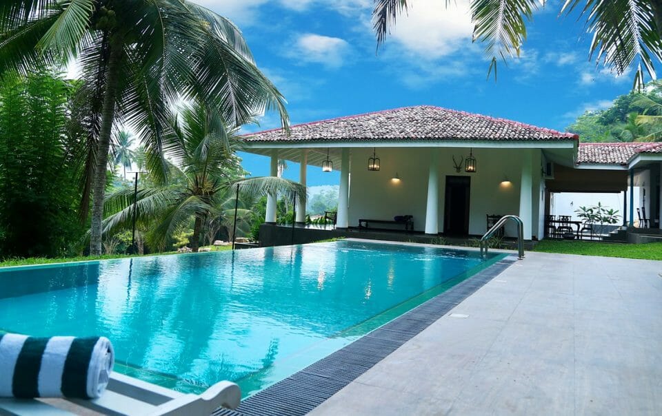 fiberglass pool benefits