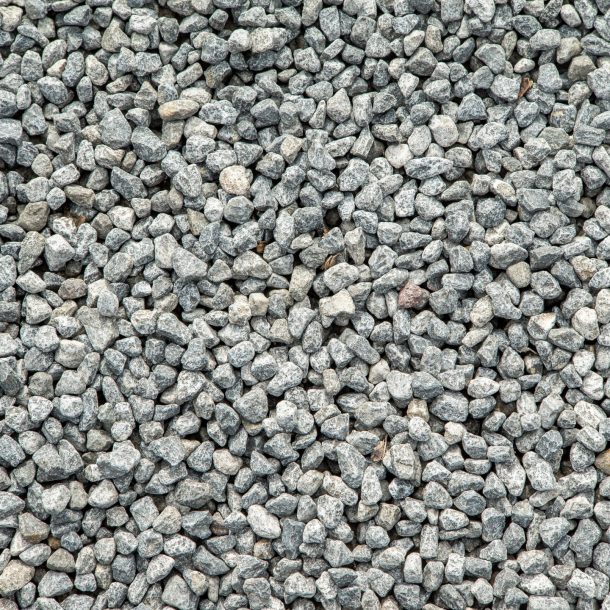 Does gravel help with drainage