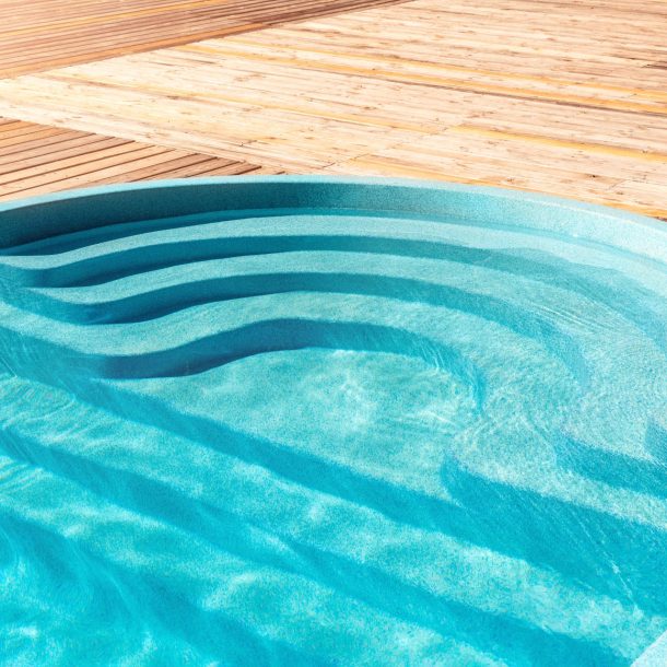 fiberglass pool life expectancy